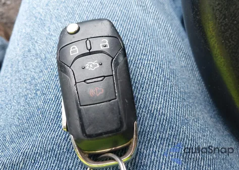 2013 Ford Fusion Se z USA, uszkodzony, nr VIN 3FA6P0H95DR292362